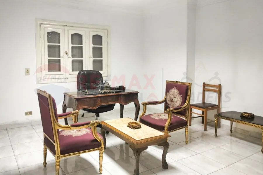 Administrative headquarters for rent 100 m Louran (Mahmoud Sedqy St.)