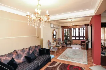 شقة للبيع 175م ثروت (ش عبد الحميد الديب)