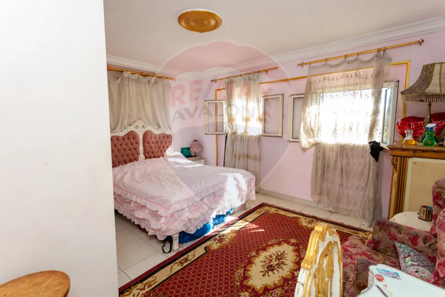 Apartment for sale 160 m Camp Caesar( second number from Port Said St.)