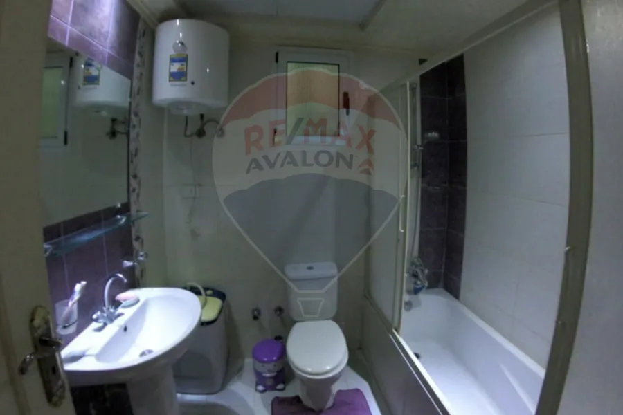 شقة للبيع 170 م لوران (ش الاقبال )