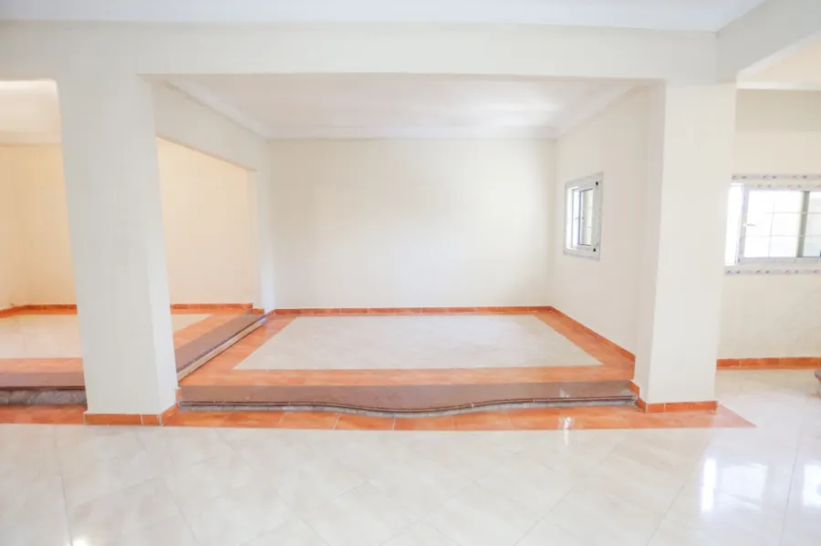 دوبلكس للبيع 270م ميامى - متفرع من ش أسكندر إبراهيم