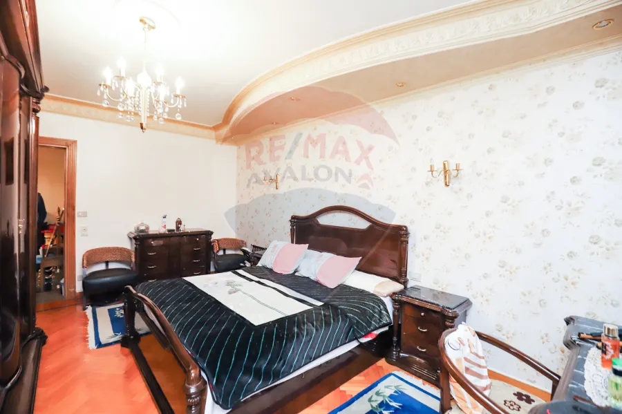 Apartment For Sale 270 m Sporting ( El Horeya St.)