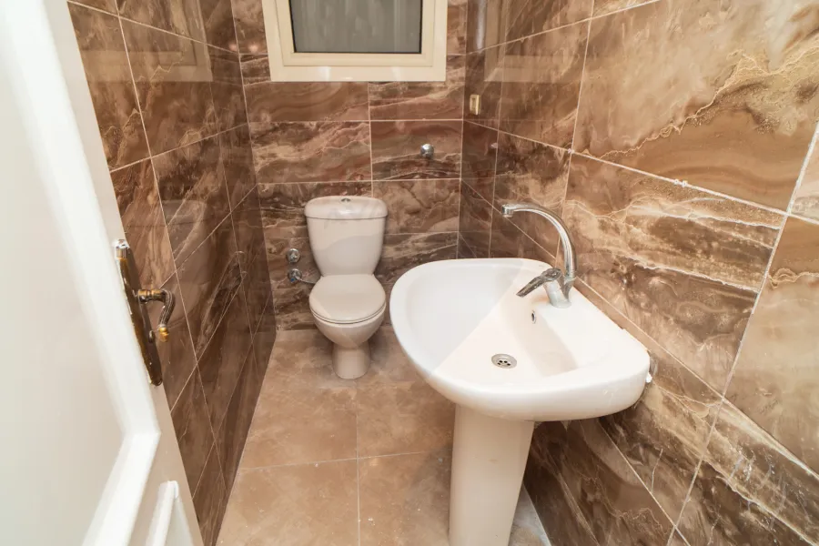 Apartment for Rent 235 m Zizinia (next to Plaza Hotel)