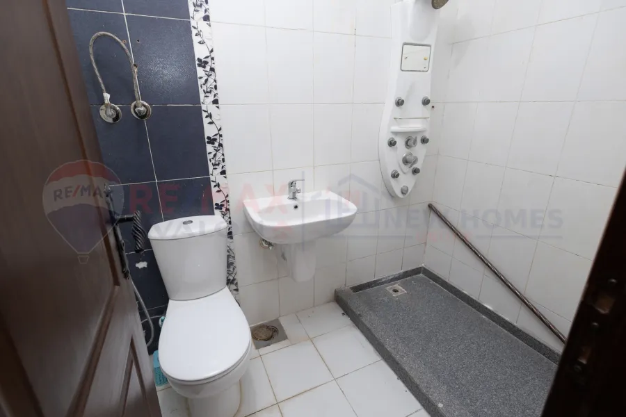 Duplex apartment for sale 320 m Sporting (Ahmed Allam St. - Steps from Abu Qir St.)