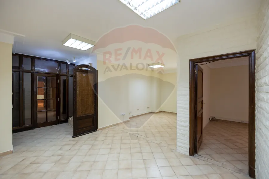 Apartment for rent 217 m Louran (directly on the tram)