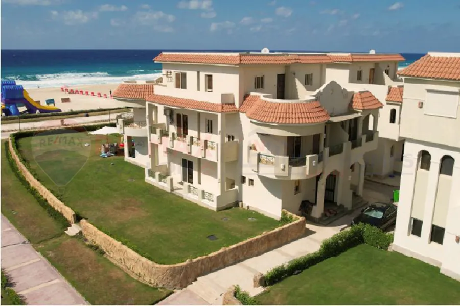 Ground chalet with roof for sale (La Sirena) 115 m