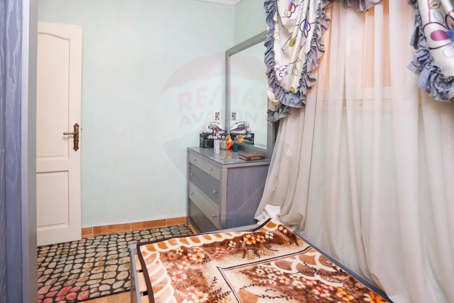 شقة للبيع 150 م سموحة ( ش زكى رجب ) خطوات من فوزى معاذ