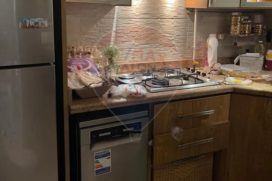 شقة للبيع 131 م محرم بك (محرم باشا)