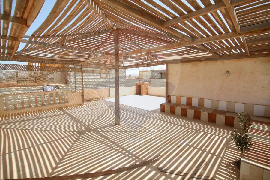 فيلا ستاند الون للبيع (حورس) 200 م