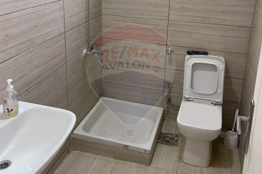 شالية للبيع (باتر سي - بحري الطريق ) 60 م