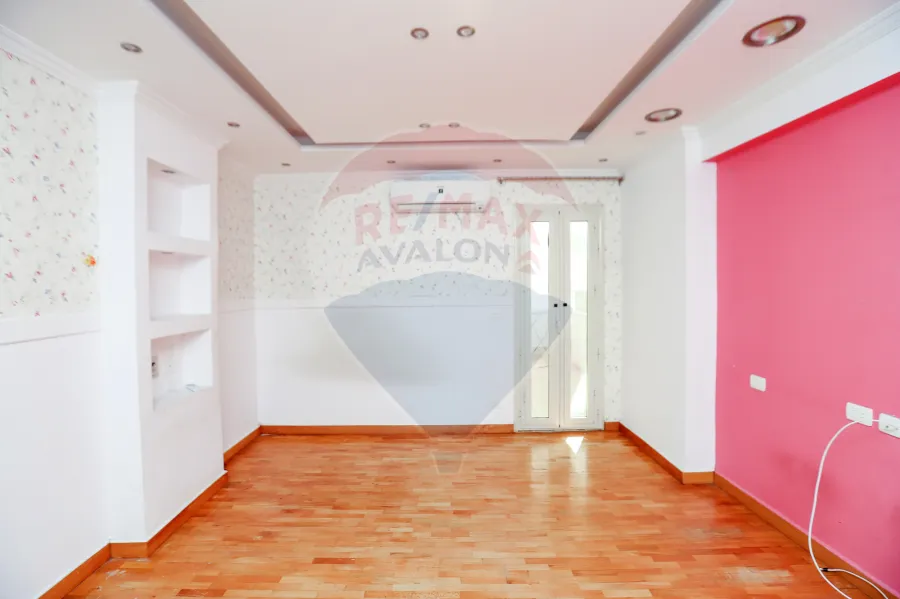 شقه للايجار 175 م لوران (شارع الاقبال)