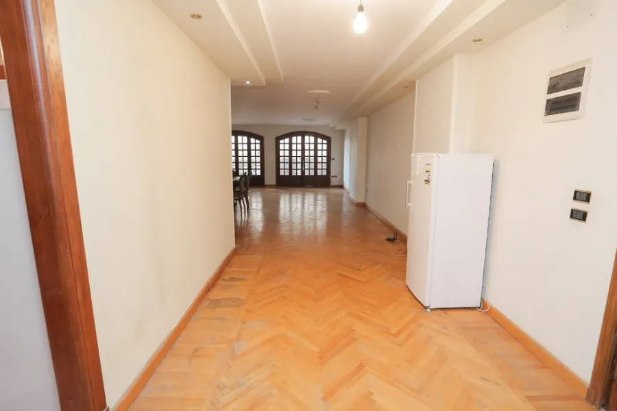 Apartment For Sale 275m Stanley (Steps From Kornish) First Hand