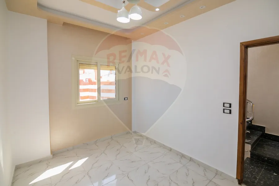 Standalone Villa for sale (Perlamarina) - 255 m