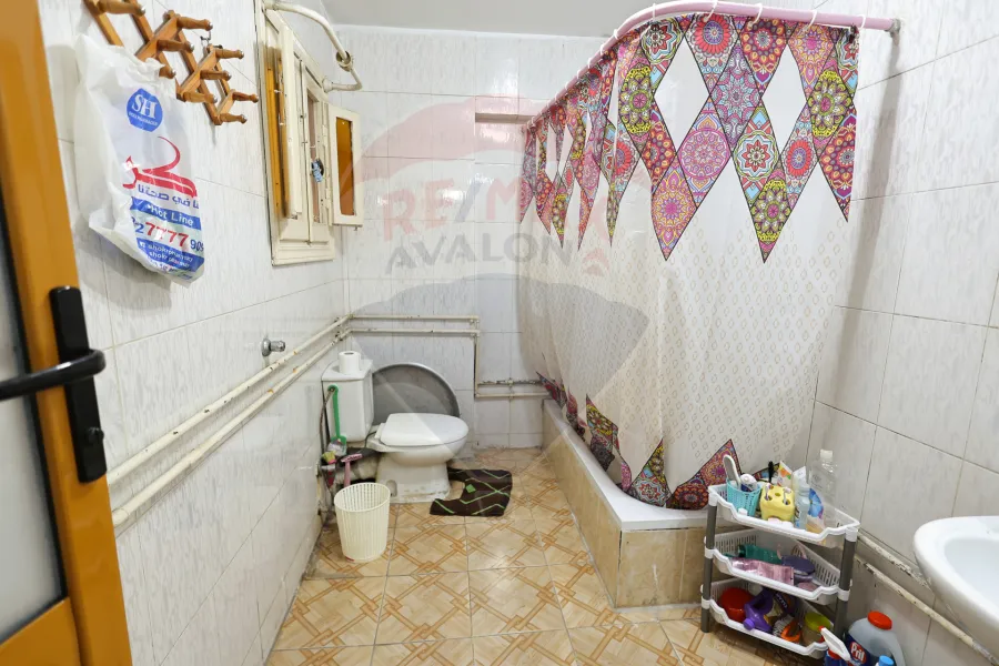 Apartment for sale 125 m Ibrahimiyya (Second number from the sea)