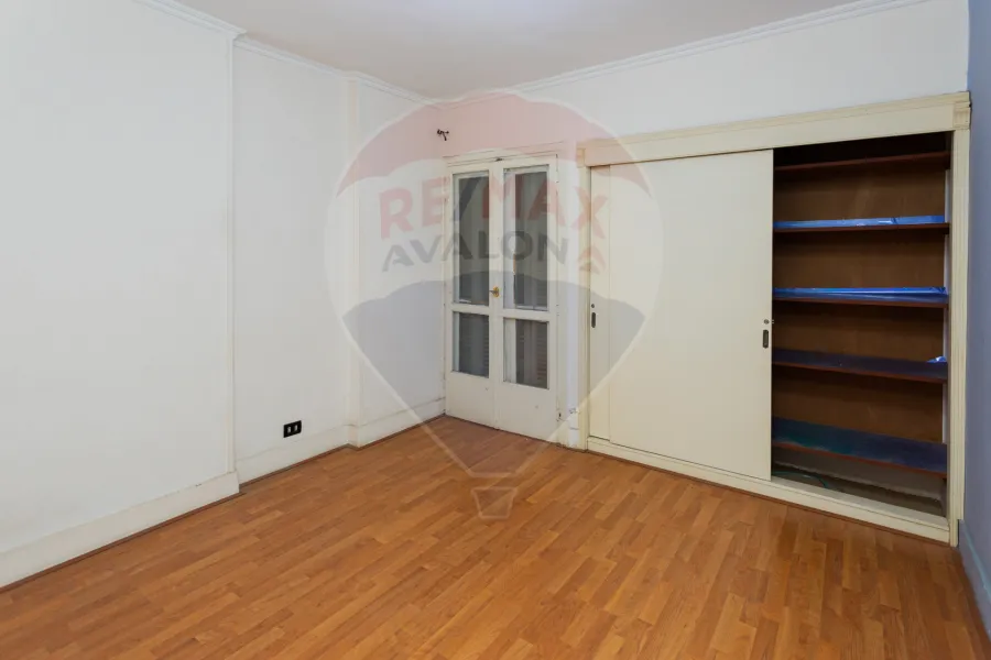 شقة للبيع 122 م سموحة (ابراج هيئة التدريس)