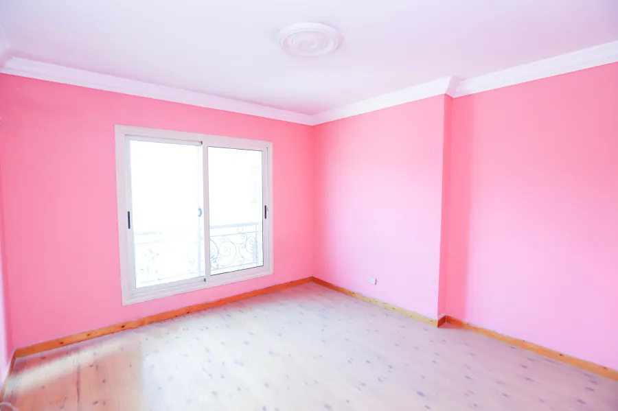 شقة للبيع 191 م سموحة ( ش كمال الدين صلاح ) -