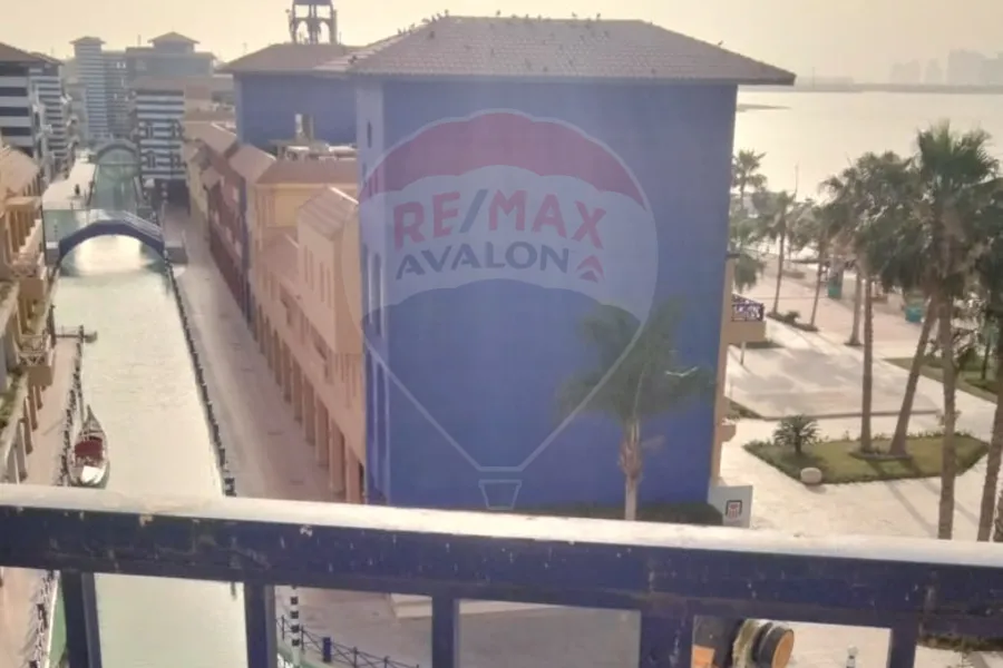 شاليه للبيع الساحل (بورتو مارينا)