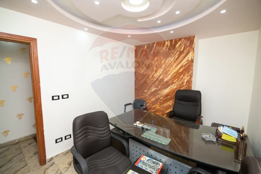 Administrative unit For sale 70 m Moharm bek (El Baliana St.)