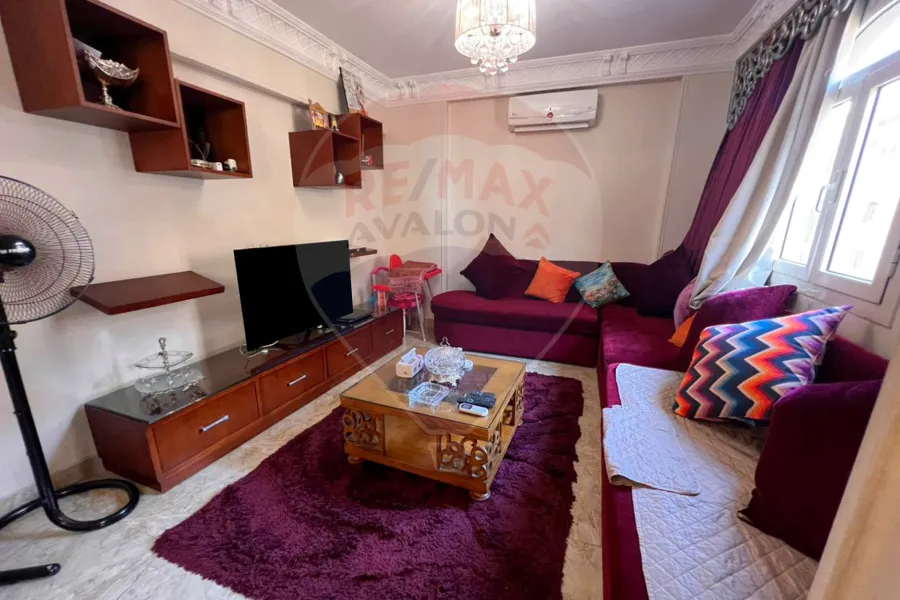 شقة للبيع 129 م سموحة (كومباوند سموحة انترانس)