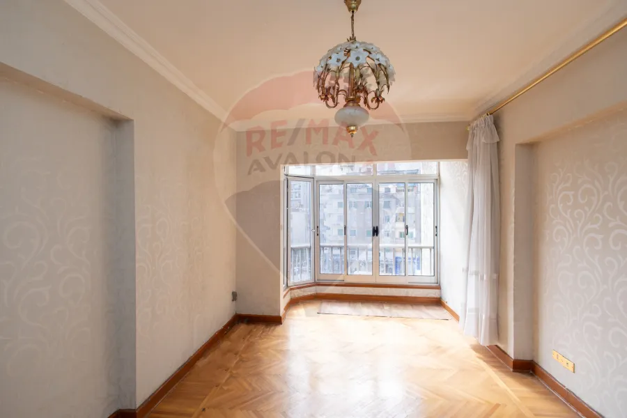 Apartment for sale 115 m Sidi Bishr Bahri (directly on the tram)