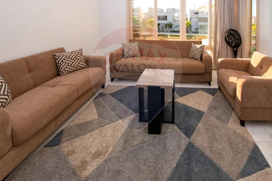 شاليه دوبلكس + رووف للبيع (هاسيندا باي) 235 م