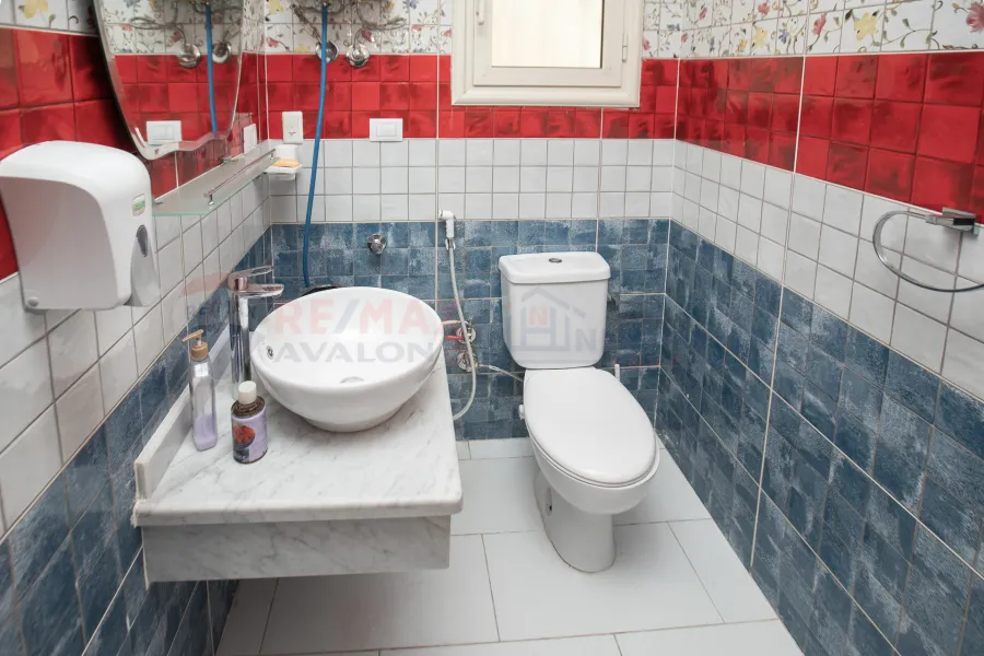 شقة  للبيع 195 م  السيوف (كومباوند سيتى لايت)