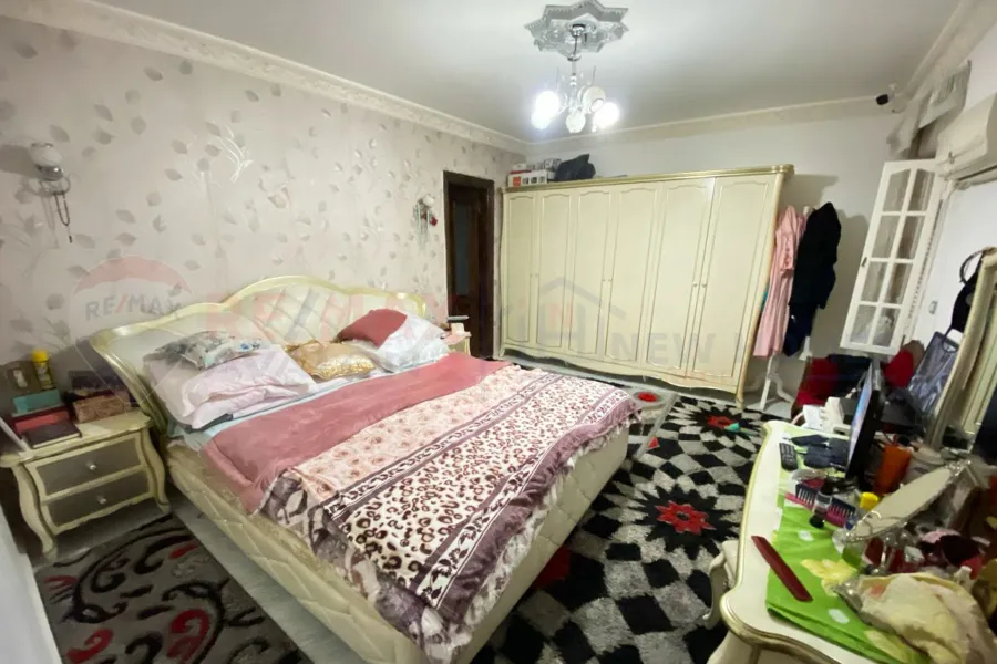 Apartment for sale 245 m Saba Basha (steps from tram and Abu Qir St)