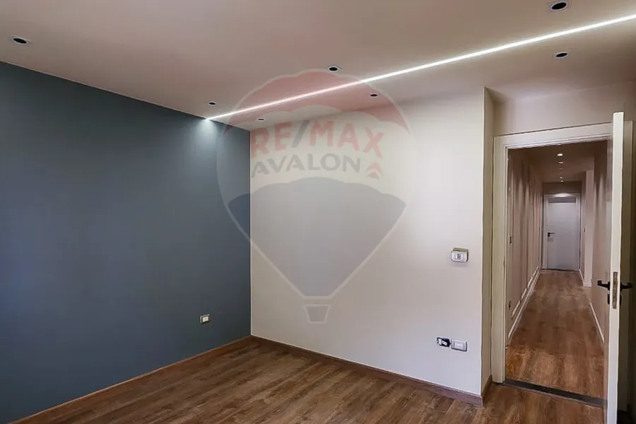 شقة للبيع 152 م سموحة (ش ادمون فريمون)