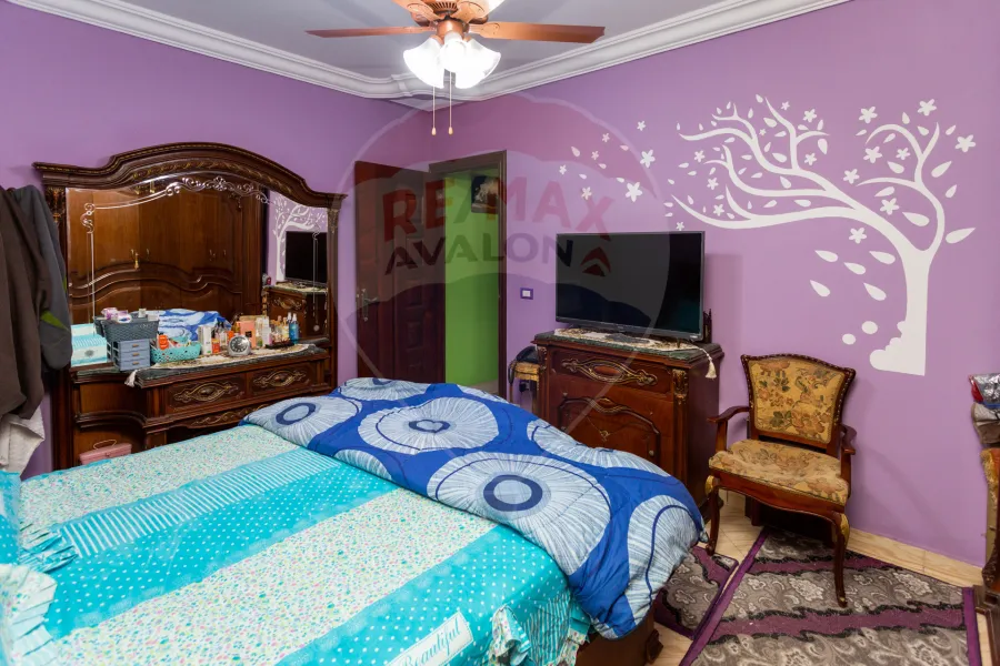 شقة للبيع 131 م سموحة (بجوار جرين تاورز)