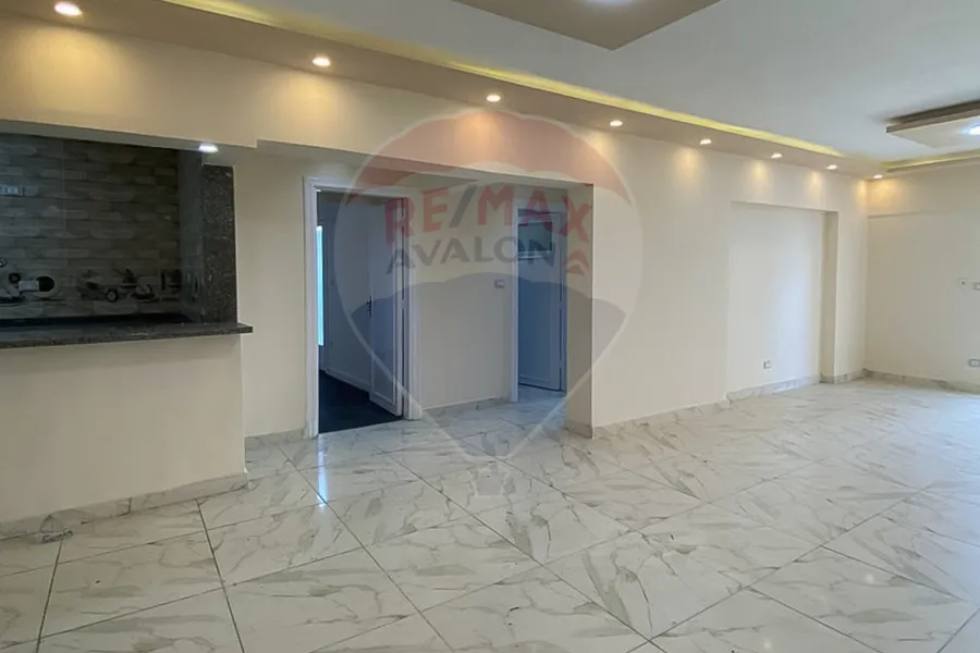 شقة للبيع 107 م سيدي جابر (مساكن الظباط - الجزء الاستثماري)