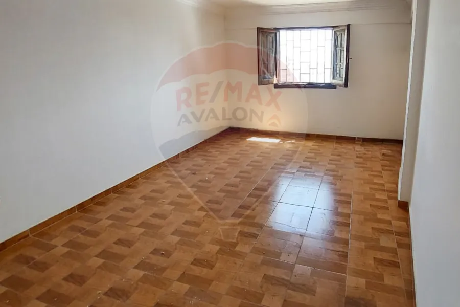 Apartment for sale 154 m Sporting (Al-Hijaz Street)
