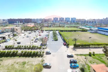 شقة للبيع 332 م سموحة (أبراج بيتك فى النادى - ش النقل والهندسة)