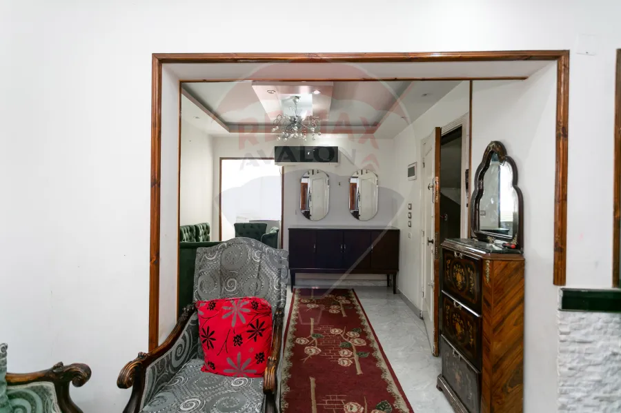 شقة للبيع 100 م سيدي بشر (خطوات من فندق الهيلتون)