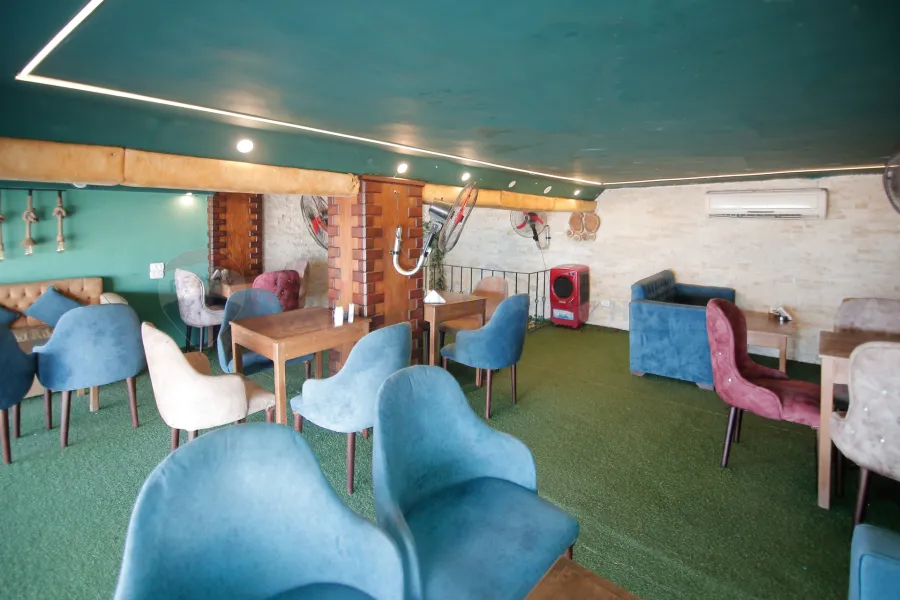 محل للإيجار المفروش أرضى 100م+ صندرة الإبراهيمية (على البحر مباشرة )