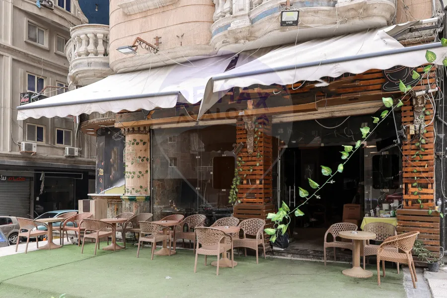 Shop for sale 220 m Sidi Bishr (Al-Essawi St.)