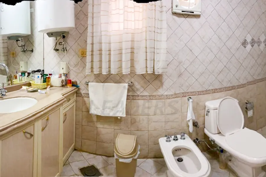 شقه للايجار 250 م جناكليس (ش ابو قير)