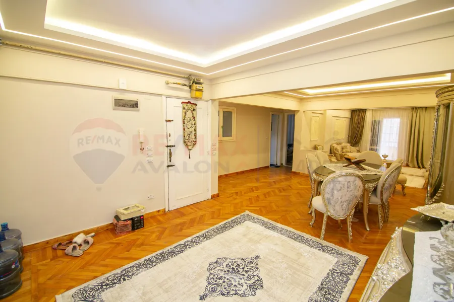 Apartment for sale 200 m Bolkley (Ahmed Helmy St.)