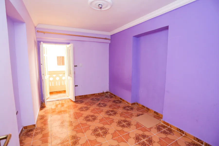 شقة مرخصة للبيع 152م سبورتنج