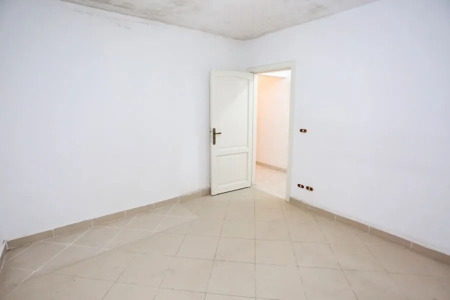 شقة للبيع 145م المندرة (أبراج الحلواني - اعلي كارفور المندرة)