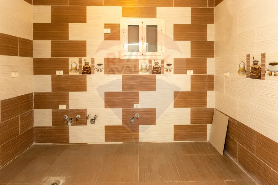 Administrative apartment for sale 163 m Camp Shizar (Main Port Said St.- Brand Building)