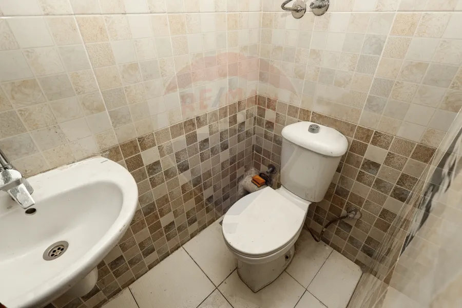 شقة للإيجار 170 م سموحة (دوران فيكتور عمانويل)