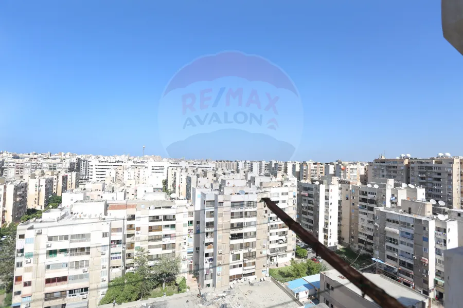 Penthouse apartment for sale 150 m Smouha (Pharmacists Compound - next to Khair Zaman - Al-Firdous Main St.)