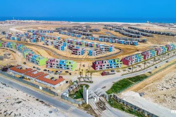 فيلا توين هاوس للبيع (ماونتن فيو بلاج) 225 م