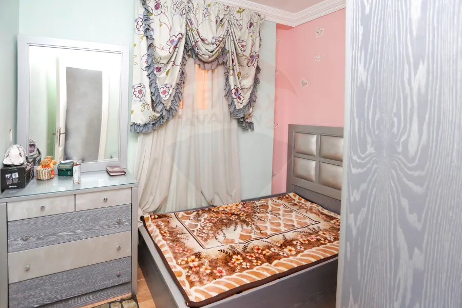 شقة للبيع 150 م سموحة ( ش زكى رجب ) خطوات من فوزى معاذ