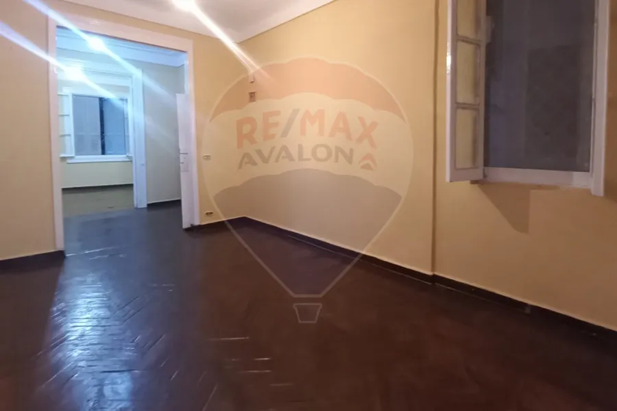 Administrative headquarters for rent, 100 m, Zizinia (steps from Abu Qir Street)