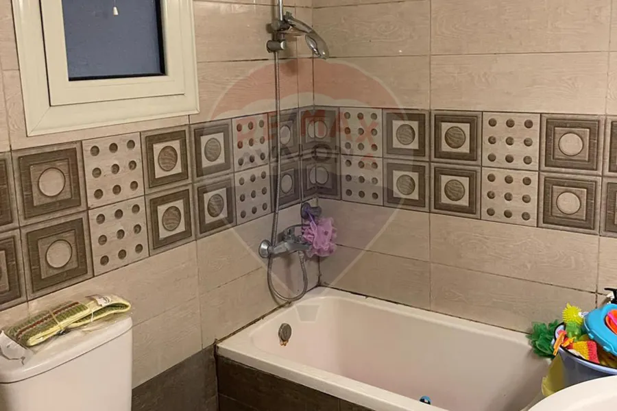 شقة للبيع 131 م محرم بك (محرم باشا)