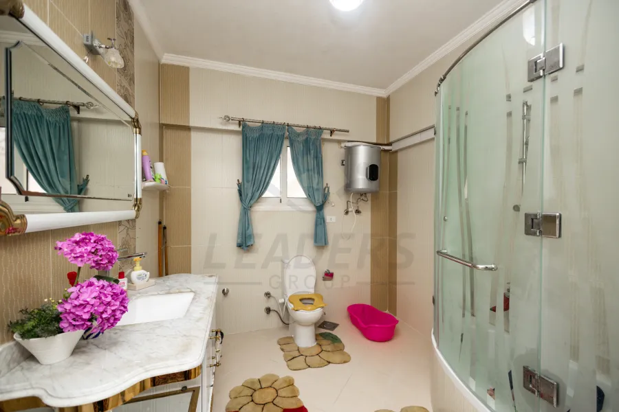 Apartment for sale 560 m Louran (Sarhank St.)