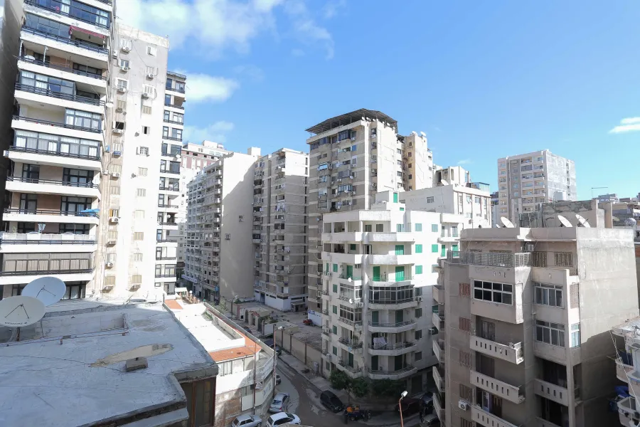 شقة للبيع 165م جناكليس - متفرع من ش أبوقير