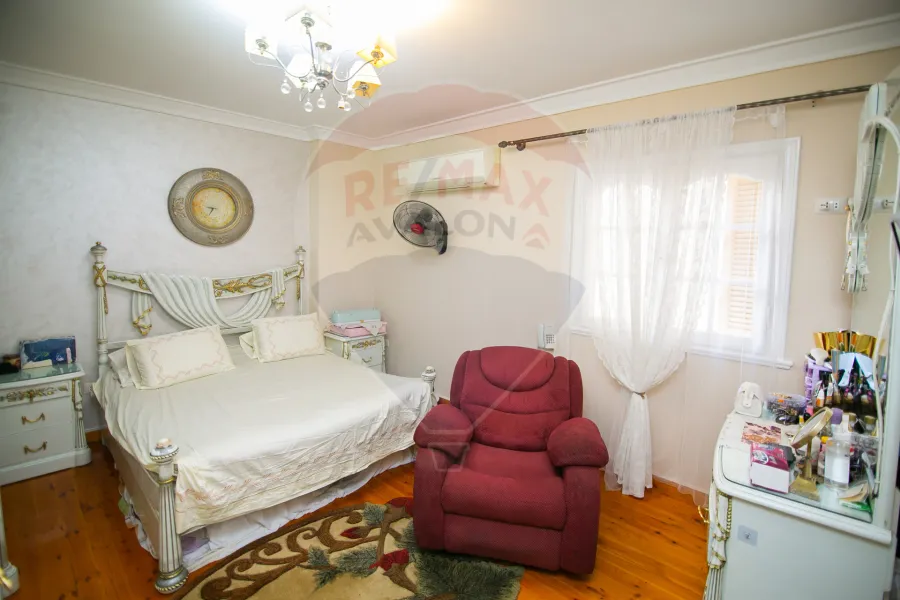 شقة للبيع 208 م رشدي (ش احمد شوقي)