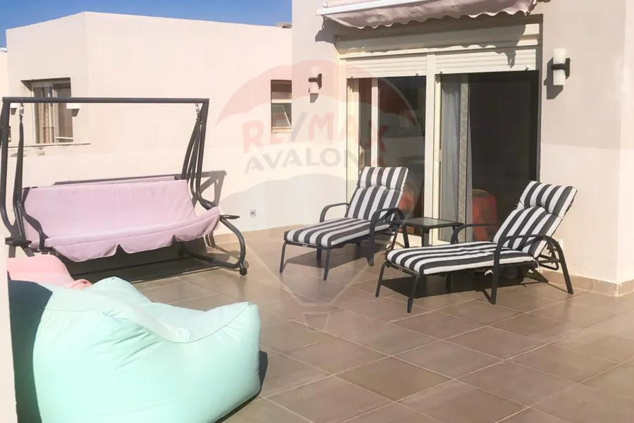 Ground chalet with roof for sale (Hacienda Bay - Sidi Abdel Rahman)